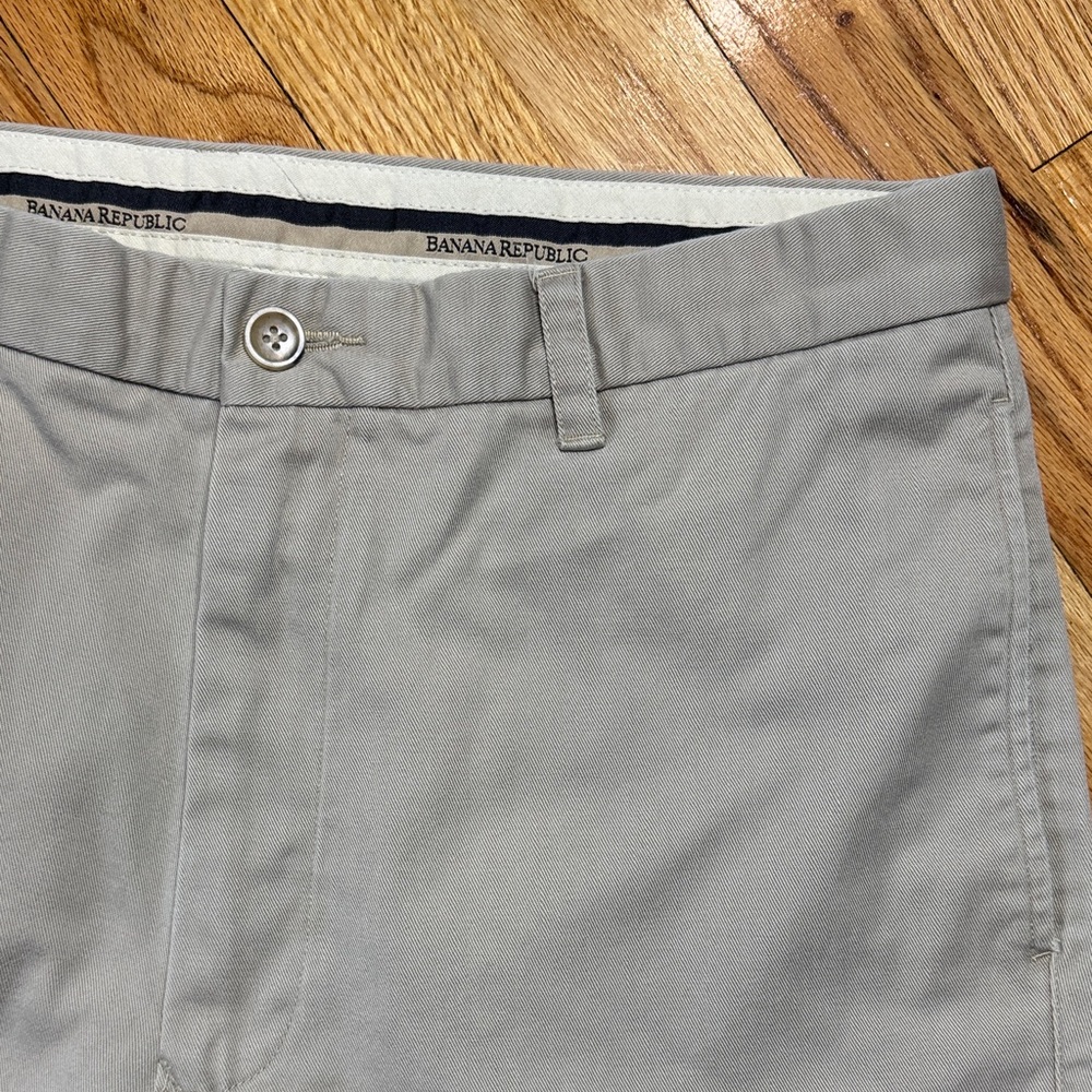 Banana Republic Gray Chinos 36 R